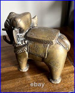 2 Very Old Hand Carved Brass Dressed Elephant Figures Sherelle Powell RARE! B8