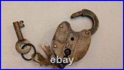 ANTIQUE heavy large brass S R (Sothern Railway) Padlock 1909 VERY RARE