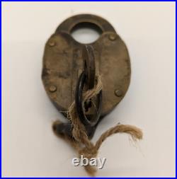 ANTIQUE heavy large brass S R (Sothern Railway) Padlock 1909 VERY RARE