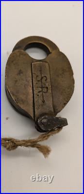 ANTIQUE heavy large brass S R (Southern Railway) Padlock 1909 VERY RARE