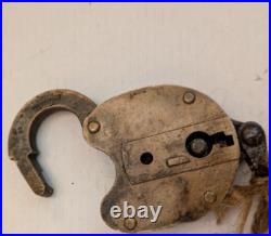 ANTIQUE heavy large brass S R (Southern Railway) Padlock 1909 VERY RARE