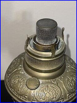 Antique 1800's Brass Hipwell Kerosene Oil lamp Cherubs Very Rare & Htf Exc