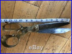 Antique Tailors shears Circa 1865 very rare beautiful scissors, Brass and steel