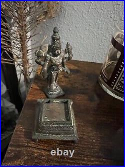 Antique brass Lord statue Vishnu 3.75H 2W Statue Hindu very old and rare