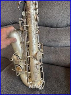 Antique/vintage Very Rare Old Knickerbocker Saxophone