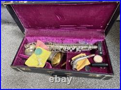 Antique/vintage Very Rare Old Knickerbocker Saxophone
