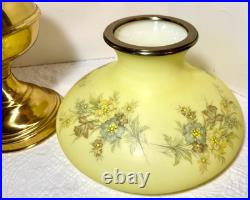 Beautiful Vintage GWTW Brass Electric Lamp with Very Rare Tan-O-Shay Glass Shade