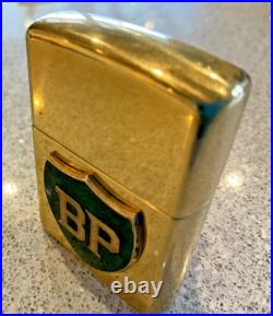 Brand New 1998 ZIPPO Lighter Very Rare GREEN BP ENAMEL EMBLEM Solid Brass Case