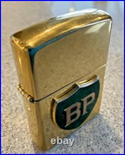 Brand New 1998 ZIPPO Lighter Very Rare GREEN BP ENAMEL EMBLEM Solid Brass Case