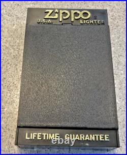Brand New 1998 ZIPPO Lighter Very Rare GREEN BP ENAMEL EMBLEM Solid Brass Case