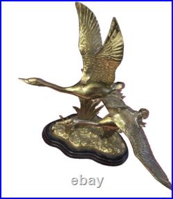 Brass Flying Bird Statue Table Piece -Very Rare-NewDisplay Model-SHIPS N 24 HR