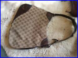 Gucci beautiful Vintage GG Leather Canvas Horsebit Shoulder Bag Very rare