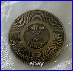 Hard Rock Cafe London 29th Anniverary Brass record Staff Pin very rare LE