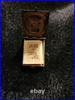 Joan Of Arc La Vie De Jeanne D'Arc Vintage Pendant Very Rare Find