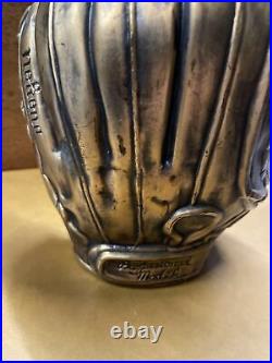 Nokona AMG 300-CW Baseball Glove Right hand Brass Store Display Very Rare Heavy