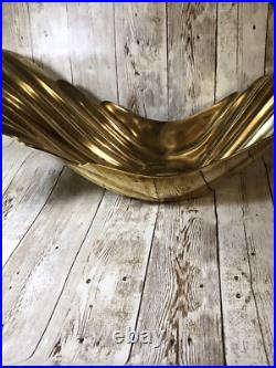 Solid. Very Heavy Brass CENTERPIECE. Vtg Hammered Brass UNIQUE Rare Seashell
