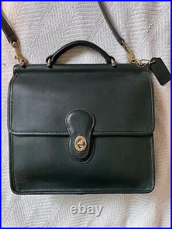 VERY rare 1993 Coach Willis 0836-305 bottle green color with replacement strap