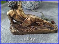 Very Rare Lg Antique Roman Soldier Soldat Spartiate Oil Lamp For Repair WOW