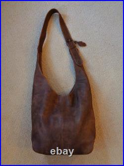 Very Rare Vintage Roots Canada Large Brown Leather Crossbody/Shoulder Hobo Bag