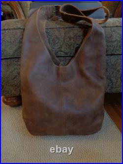 Very Rare Vintage Roots Canada Large Brown Leather Crossbody/Shoulder Hobo Bag