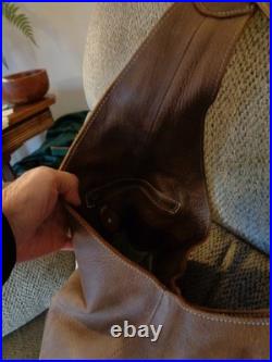 Very Rare Vintage Roots Canada Large Brown Leather Crossbody/Shoulder Hobo Bag