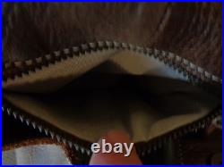 Very Rare Vintage Roots Canada Large Brown Leather Crossbody/Shoulder Hobo Bag