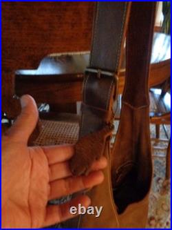 Very Rare Vintage Roots Canada Large Brown Leather Crossbody/Shoulder Hobo Bag