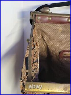 Vintage Arazzo Brass hinged Italian Bag Leather and Italian Tapestry Very rare