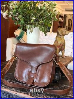 Vintage Couch Courier brown 1970s-1980s great condition and very rare 8920