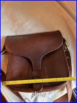 Vintage Couch Courier brown 1970s-1980s great condition and very rare 8920