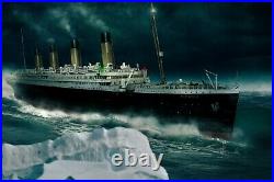 Vintage Very rare Dark Blue Titanic Collection Men´s Watch